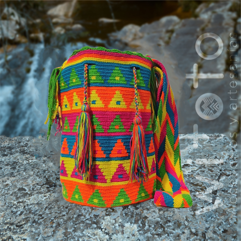 MOCHILA WAYUU DISEÑO #8